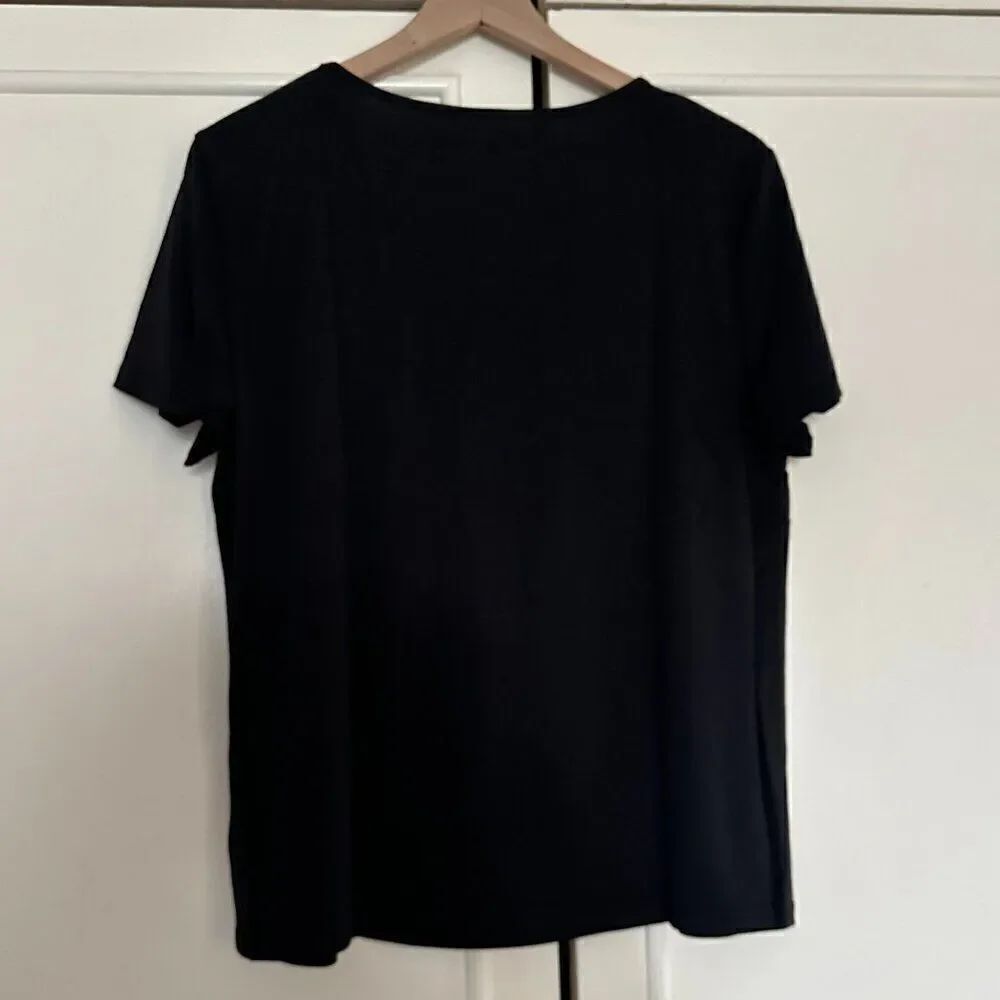 NWOT Graphic Tee - Picture 2 of 3